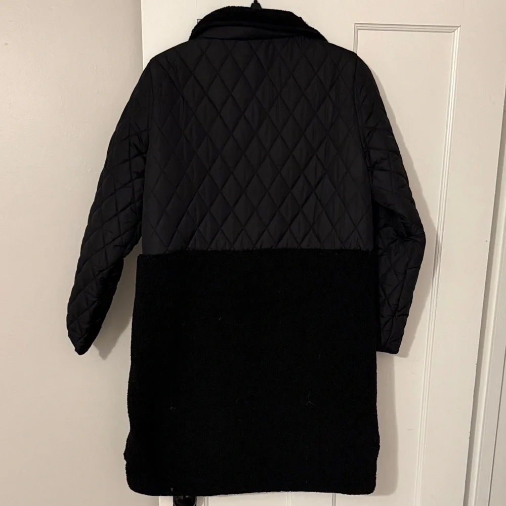 LOFT Black Quilted Puffer Jacket - Picture 5 of 6